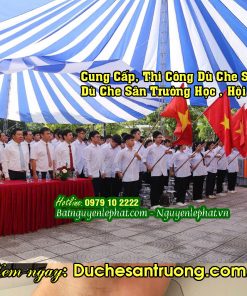 Dù che sự kiện sân trường