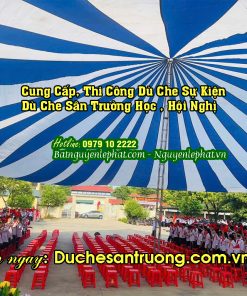 Dù che sự kiện sân trường